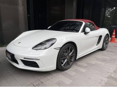 ขาย Porsche 718 Boxster ปี 2017 สีขาว หลังคาแดง เบาะแดง มีไฟแนนซ์เหลือ ออฟชั่นดี